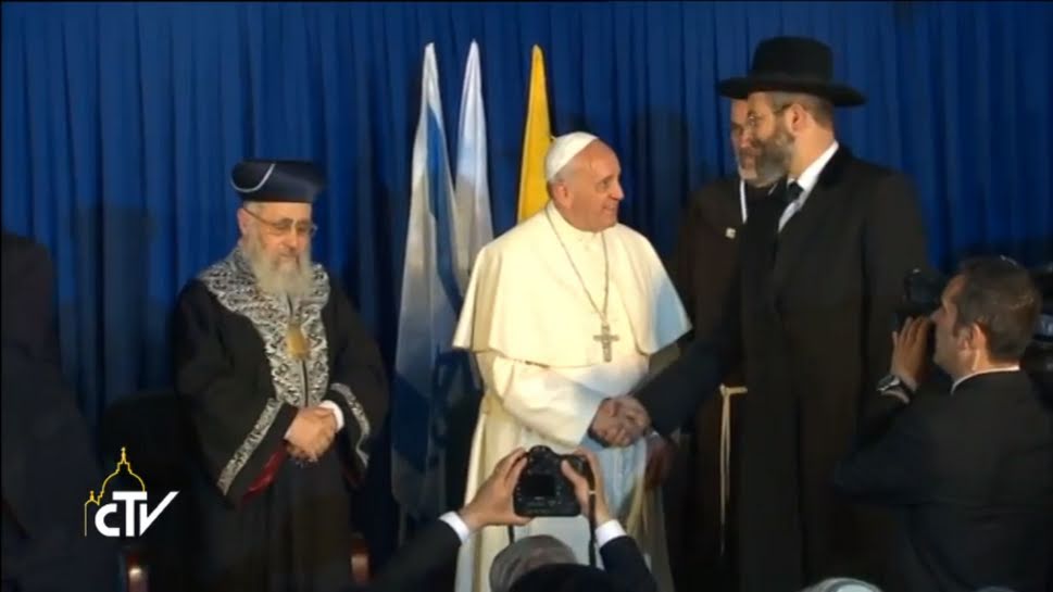 Papa Francisco con los dos Grandes Rabinos de Israel